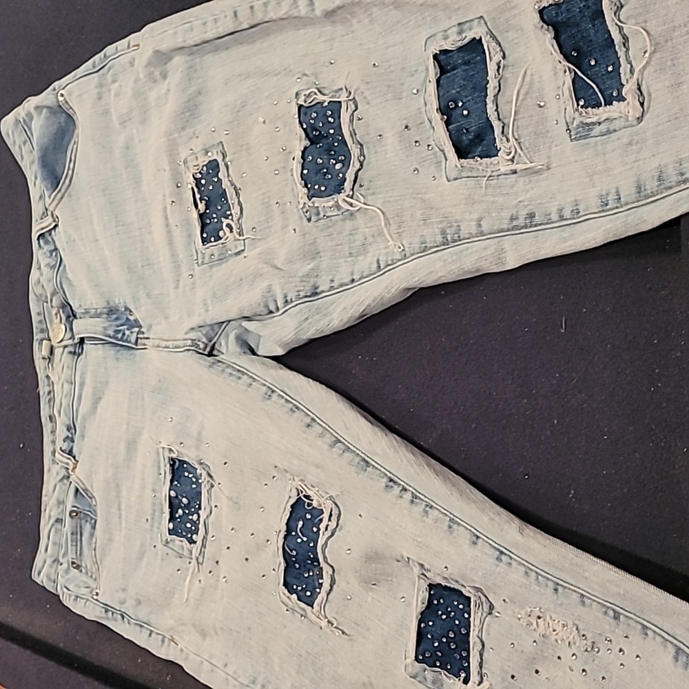 Adorable jeans